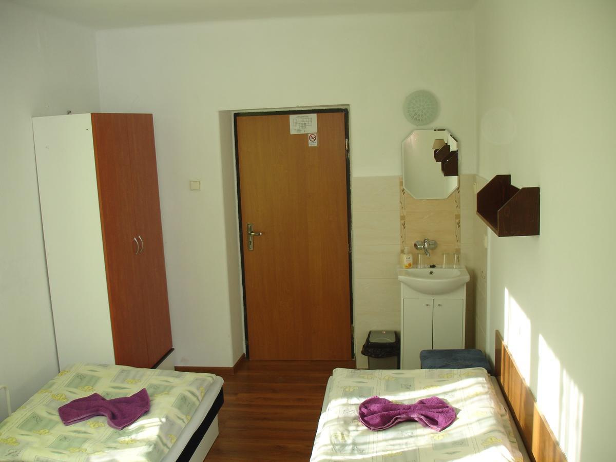 Batizovce Hotel Gula מראה חיצוני תמונה